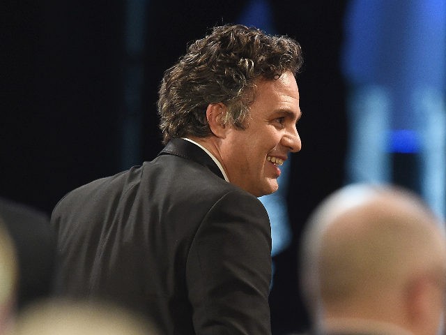 LOS ANGELES, CA - JANUARY 30: Actor Mark Ruffalo attends The 22nd Annual Screen Actors Guild Awards at The Shrine Auditorium on January 30, 2016 in Los Angeles, California. 25650_021 (Photo by Kevin Winter/Getty Images for Turner)