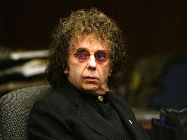 ALHAMBRA, CA - FEBRUARY 17: Music producer Phil Spector attends an evidentiary hearing in Alhambra Municipal Court February 17, 2004 in Alhambra,California. Spector is charged with the February 3, 2003 shooting death of actress Lana Clarkson in the foyer of his hilltop home. (Photo by Nick Ut - Pool via …