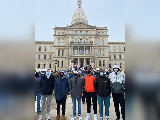 Watch: Thousands of Student Athletes, Parents Rally at Michigan Capitol Against Gretchen Whitmer Orders - Vimarsana News
