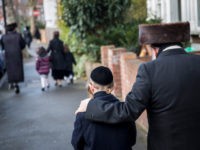 Jews Fleeing Khan’s London amid Huge Antisemitism Wave, Report Claims