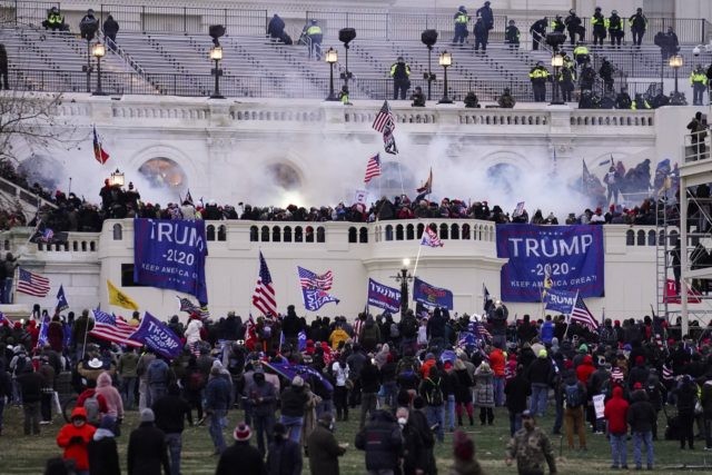 Conservative media decry Capitol riot, but grievances ...