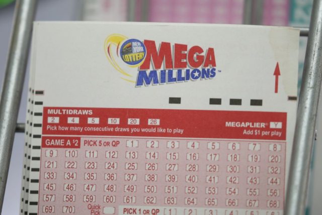 Mega Millions grows to $850M after no winners Friday