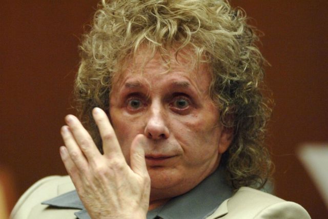 Music producer Phil Spector dies while incarcerated - Breitbart