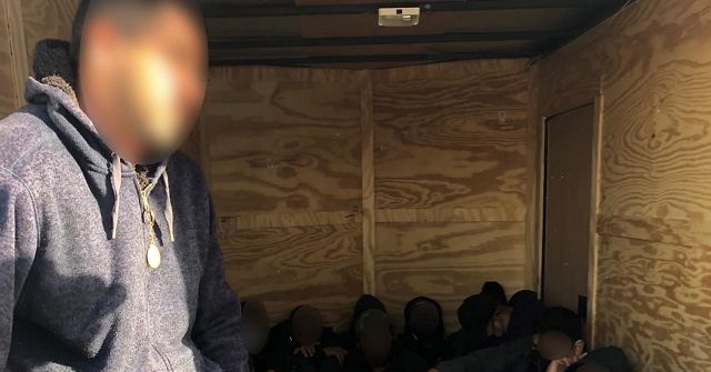 Armed Human Smuggler, 20 Migrants Arrested in West Texas near Border - Vimarsana News