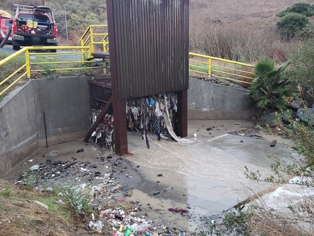 Migrant Dead, 7 Others Rescued in Failed California Border Crossing Attempt - Vimarsana News