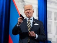 Biden: Wearing Masks Despite Vaccination a Patriotic Responsibility