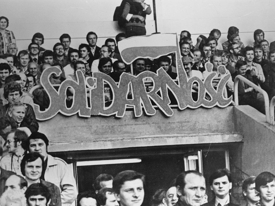 Veteran of Polish Anti-Communism Dissidents Drowns Trying to Save Dog - Vimarsana News