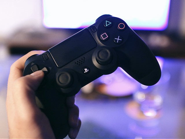 Lawmaker Fights Rising Chicago Carjackings by Banning Video Games - Vimarsana News