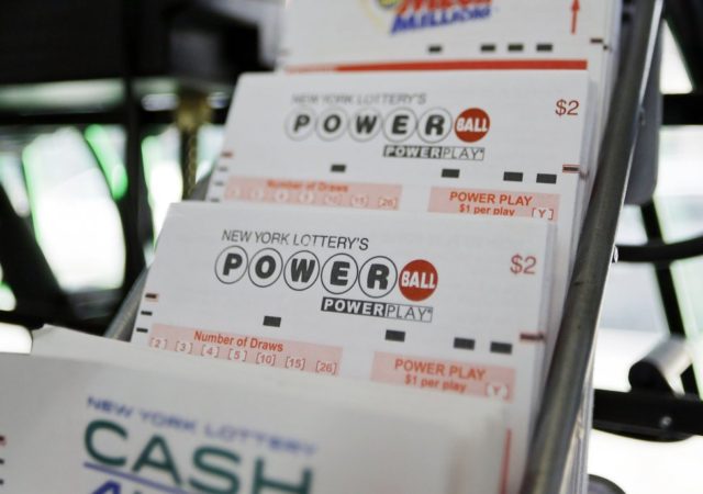 Man wins $500,000 Powerball prize with fortune cookie numbers