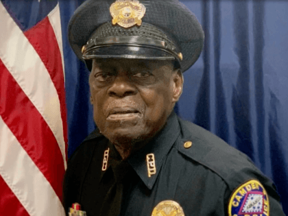 Camden Police Department's L.C. "Buckshot" Smith is Arkansas's oldest police officer at 91 years old. (WUSA9)