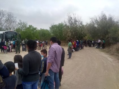 Border Patrol agents in South Texas apprehended five large groups of migrants that include