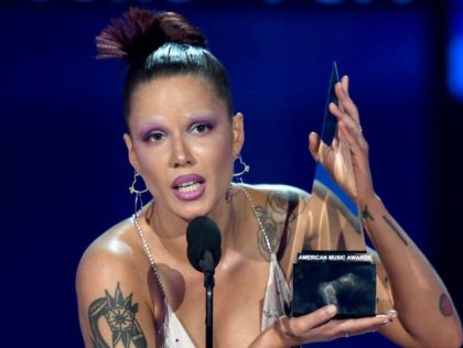 LOS ANGELES, CALIFORNIA - NOVEMBER 24: Halsey accepts the Favorite Song - Pop/Rock award for 'Without Me' onstage during the 2019 American Music Awards at Microsoft Theater on November 24, 2019 in Los Angeles, California. (Photo by Kevin Winter/Getty Images for dcp)