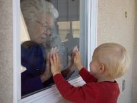 No Hugs: Post-Lockdown Cuddling May Cause Mutations, Says Virologist