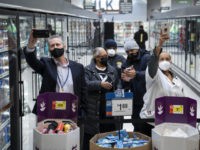 U.S. Personal Spending and Incomes Fell More Than Expected in February