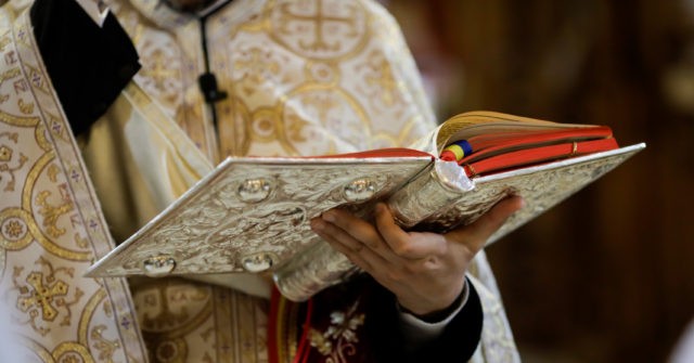Greek Churches Accused of Helping Circumvent Lockdown Restrictions