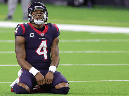 Deshaun Watson #4 of the Houston Texans reacts to a play during a game against the Tennessee Titans at NRG Stadium on January 03, 2021 in Houston, Texas. (Photo by Carmen Mandato/Getty Images)
