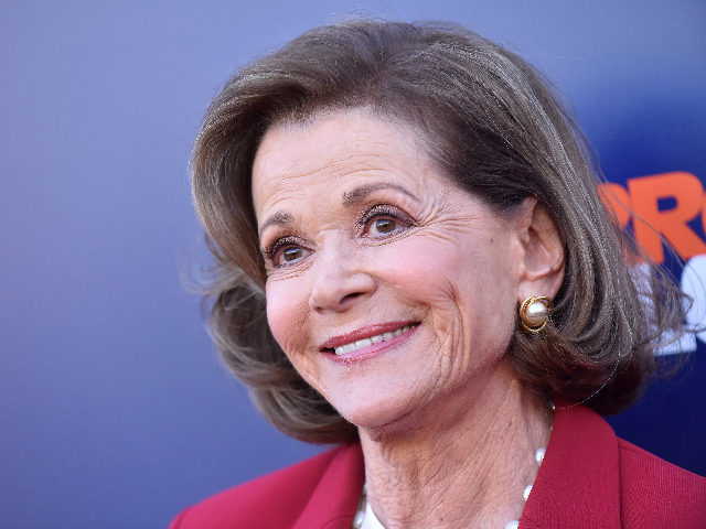 Actress Jessica Walter attends the Netflix Arrested Development Season 5 Premiere in Los Angeles, California, on May 17, 2018. (Photo by LISA O'CONNOR / AFP) (Photo credit should read LISA O'CONNOR/AFP via Getty Images)