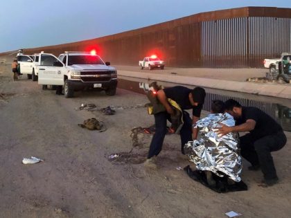 A team effort in the Yuma Sector led to the rescue of a 23-year-old migrants and his 2-year-old son. (Photo: U.S. Border Patrol/Yuma Sector)