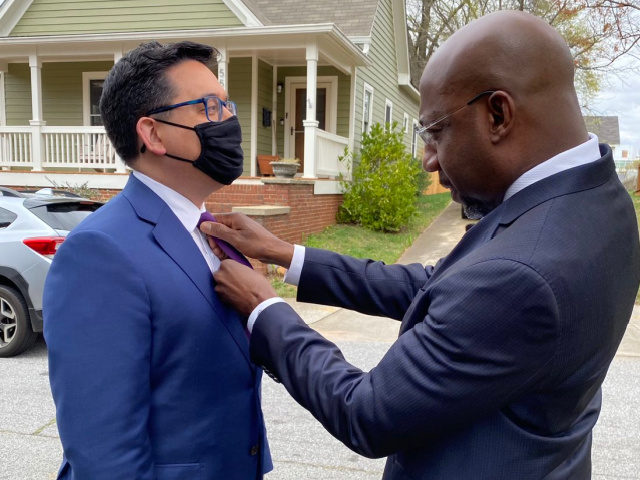 Georgia Sen. Raphael Warnock (D-GA) did not wear a mask or maintain social distancing when the cameras were off during an interview with CBS News’s Ed O’Keefe Friday.