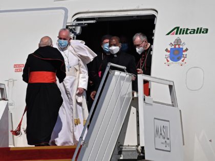 Pope Francis arrives in Baghdad on March 5, 2021 in his first visit to Iraq. - Pope Franci