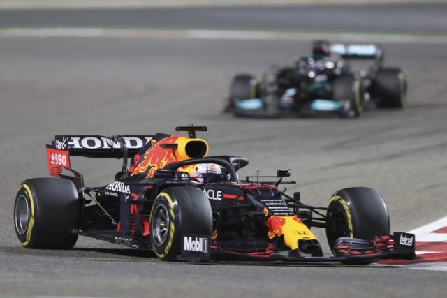 Hamilton holds off Verstappen to win F1 season-opener ...