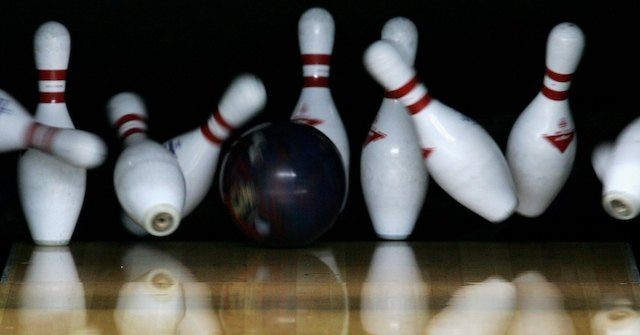 Man Bowls Perfect Game Using Ball Containing Late Dad's Ashes - Vimarsana News
