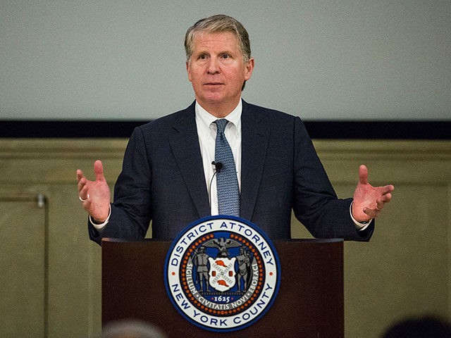 NEW YORK, NY - NOVEMBER 18: Manhattan District Attorney Cyrus Vance, Jr. speaks at global cyber security symposium at the Federal Reserve Bank of New York on November 18, 2015 in New York City. Vance called for a better way for government agencies to access private data in an effort …