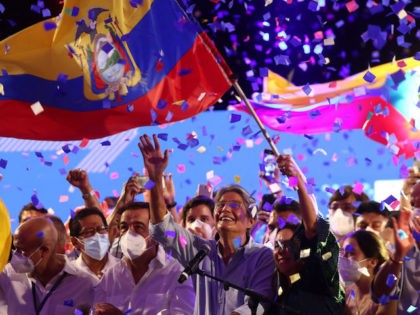 GUAYAQUIL, ECUADOR - APRIL 11: Ecuadorian Presidential Candidate for Alianza CREO-PSC, Guillermo Lasso celebrates the triumph in the second round as president of Ecuador on April 11, 2021 in Guayaquil, Ecuador. (Photo by Gerardo Menoscal/Getty Images)