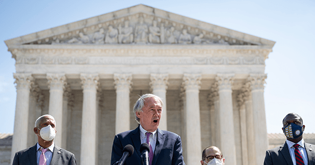 NextImg:FNC's Bruce: Dems Didn't Think SCOTUS Needed to Be Packed when It Ruled 8-1 for Biden on Immigration