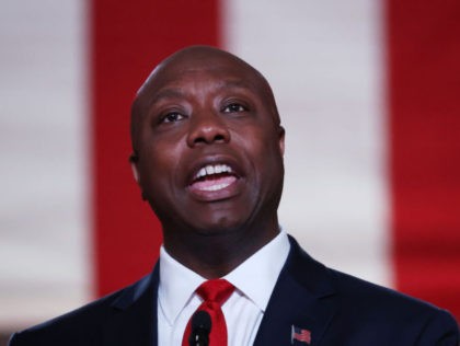 WASHINGTON, DC - AUGUST 24: U.S. Sen. Tim Scott (R-SC) stands on stage in an empty Mellon