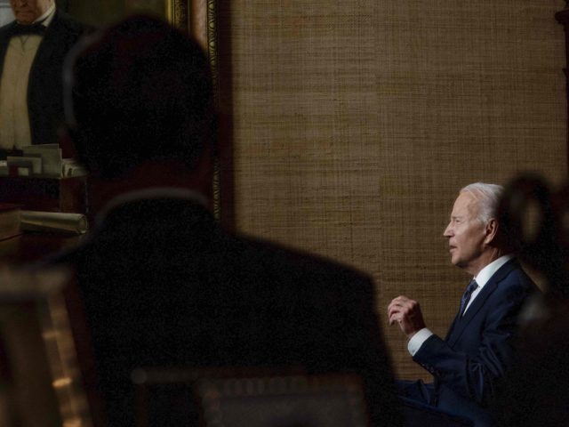 Joe Biden shadows (Andrew Harnik / Pool / AFP / Getty)