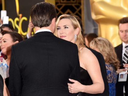 HOLLYWOOD, CA - FEBRUARY 28: Actors Leonardo DiCaprio and Kate Winslet attend the 88th Annual Academy Awards at Hollywood & Highland Center on February 28, 2016 in Hollywood, California. (Photo by Jason Merritt/Getty Images)