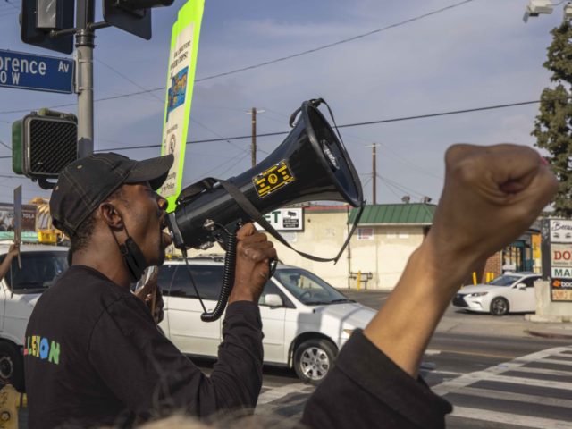 L.A. Duante Wright protest (David McNew / Getty)