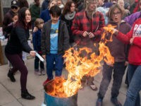 Exclusive: Florida Man Plans 'Million Maskless March and Mask Burning'