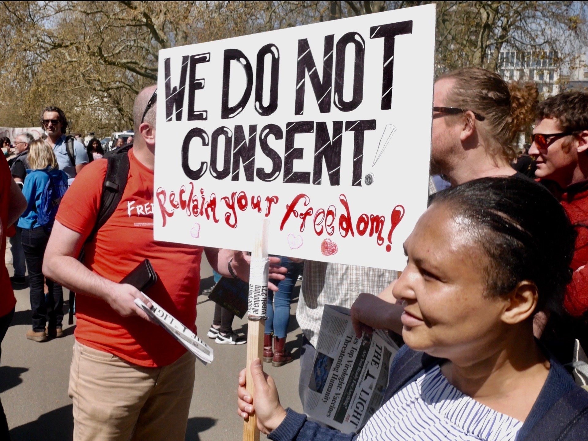 Pictures: Thousands Protest in London Against Vaccine Passports - Vimarsana News