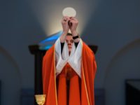 Richard Dawkins: Η καθολική πίστη στην ευχαριστία είναι «τρέλα»