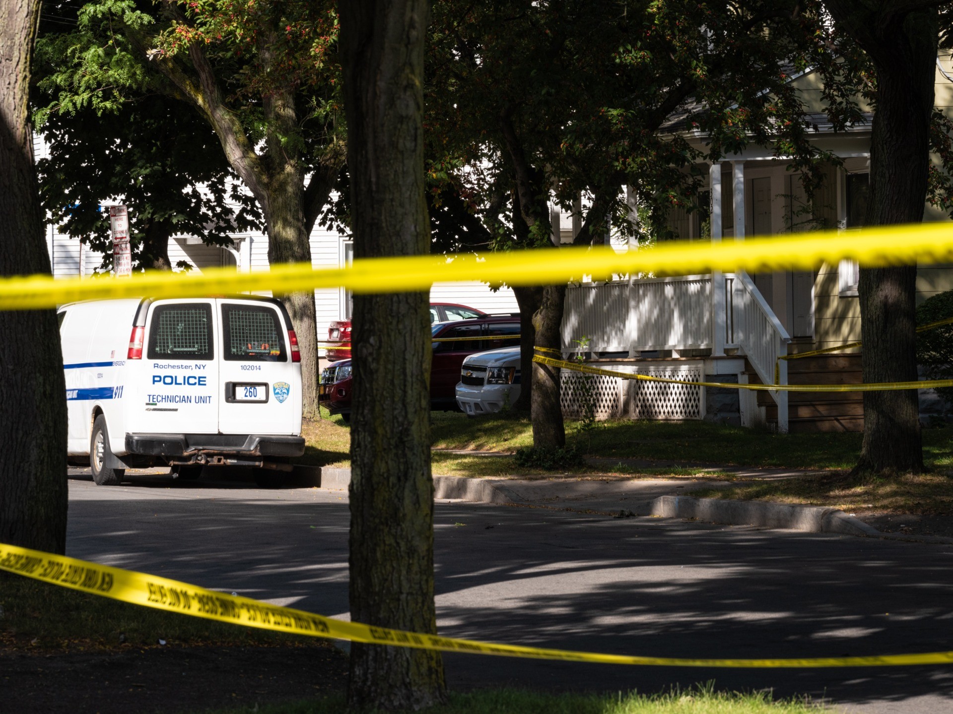 Police Officer Stabbed During Attempted Traffic Stop in New York - Vimarsana News
