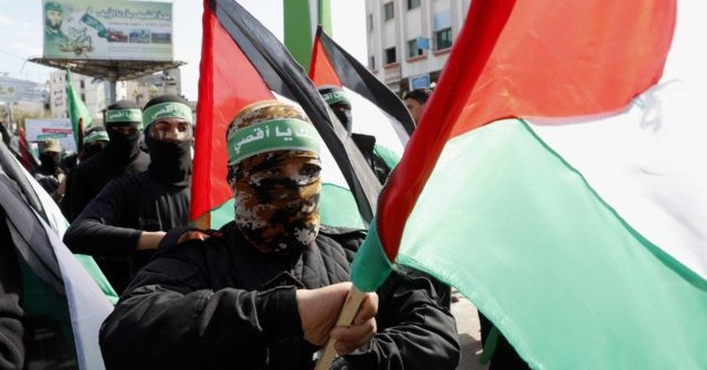 Abbas delays Palestinian elections; Hamas slams 'coup ...