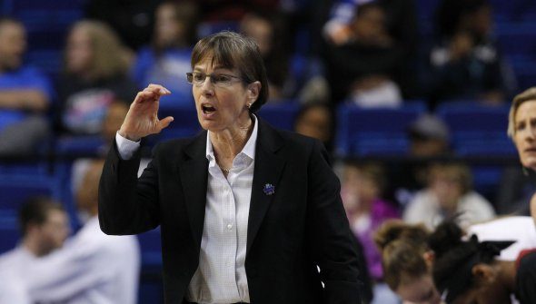 Stanford women hold off Arizona for first national ...