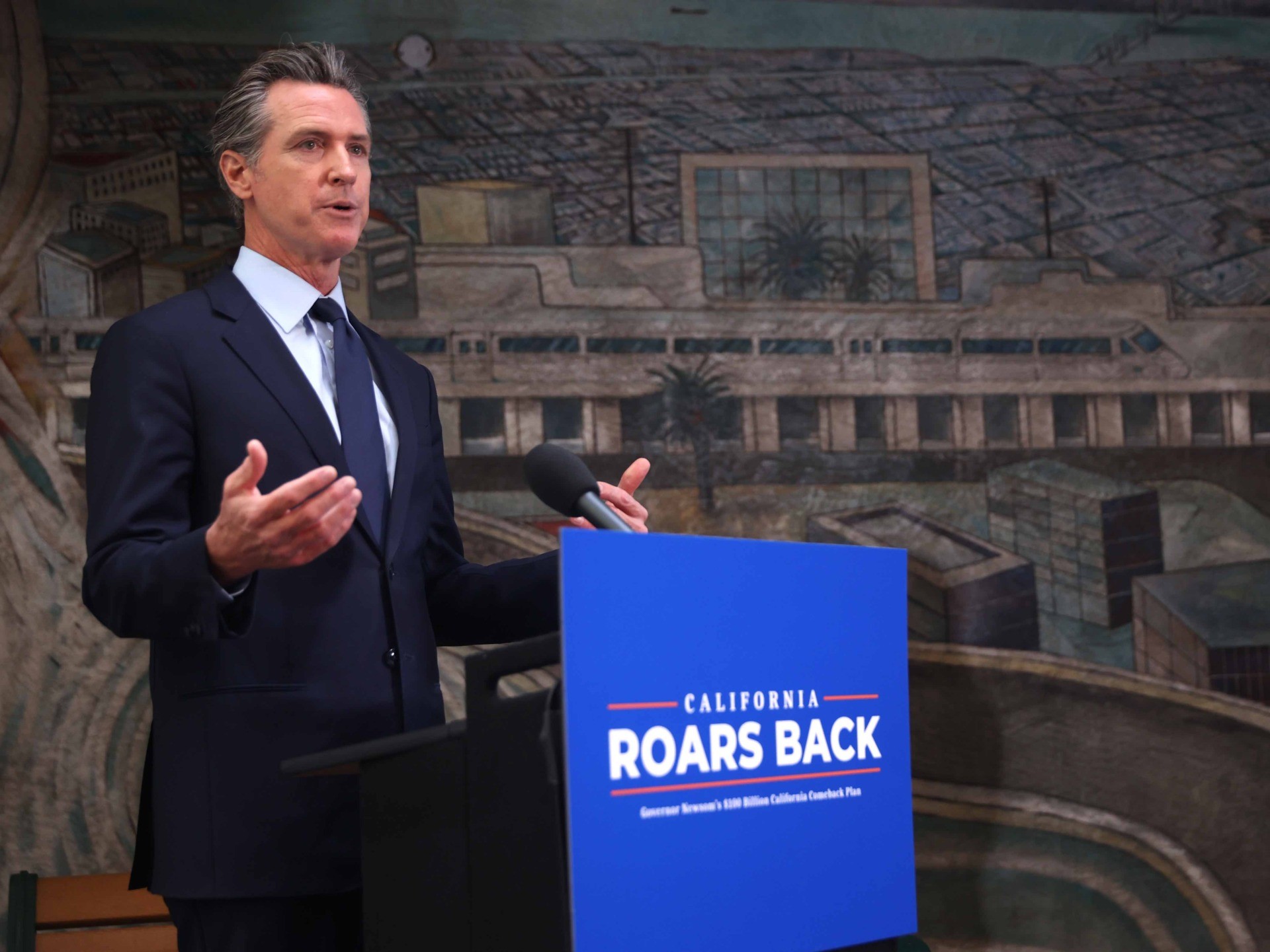 Gavin Newsom, Facing Recall, Announces New Stimulus Checks for 2/3 Californians - Vimarsana News