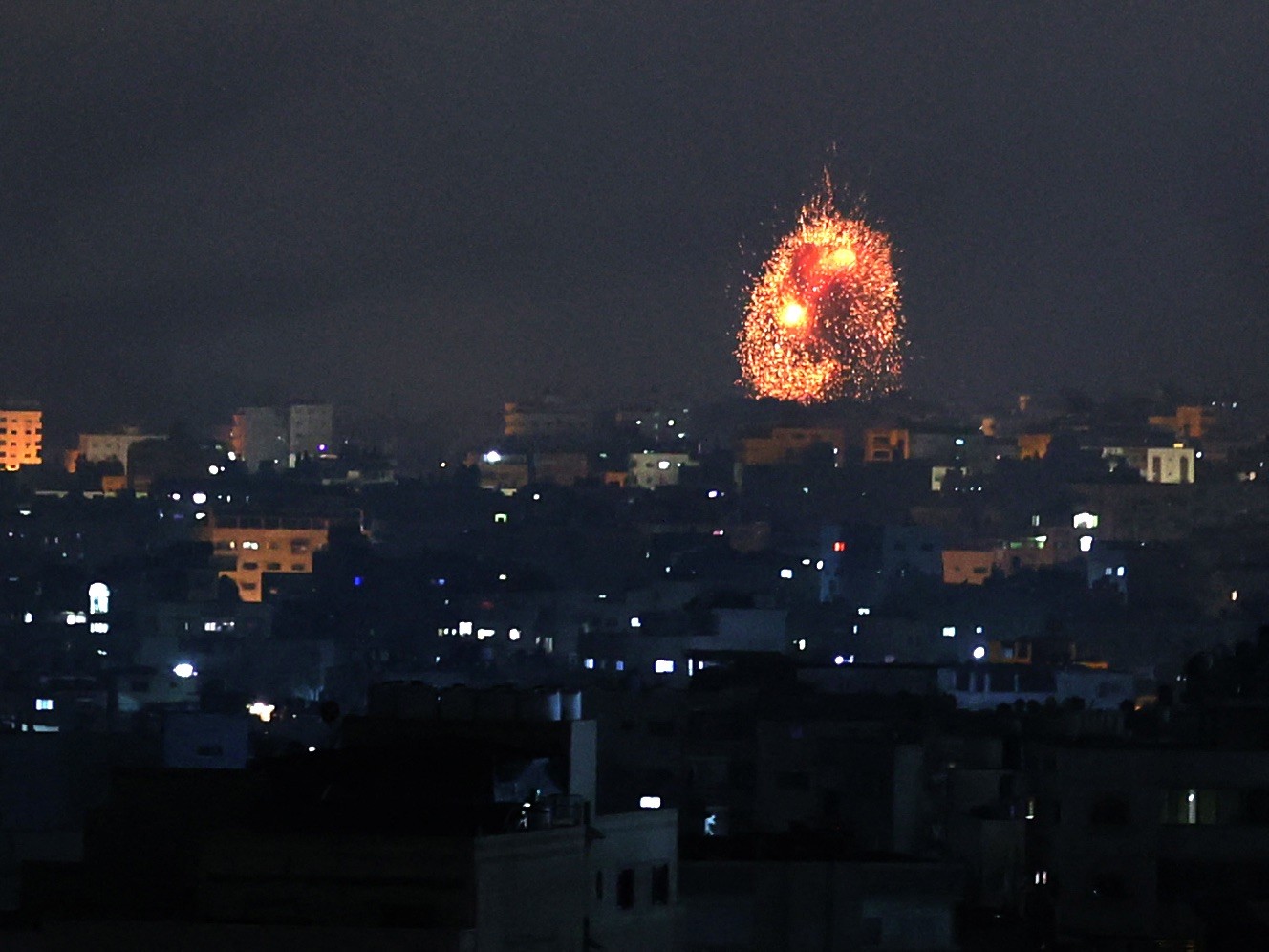 Gaza explosion II (Mohammed Abed / AFP / Getty)