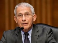 Anthony Fauci: Americans 'Misinterpreting' CDC Guidance on Masks