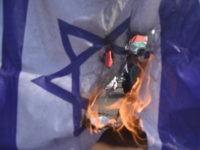 Anti-Israel Activists in NYC Marked July 4 by Burning, Spitting on American, Israeli Flags