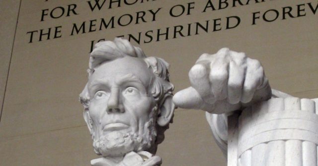 Lincoln Memorial Vandalized with ‘Free Gaza’ Graffiti