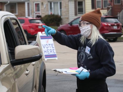 Racine voting (Scott Olson / Getty)