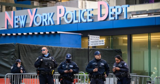 Nolte: Times Square Shooting Forces Anti-Cop De Blasio to Deploy More Cops - Vimarsana News