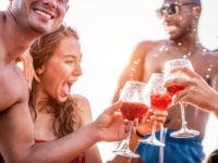 Coronavirus Passports: Greece to Give More Freedom to Vaccinated People