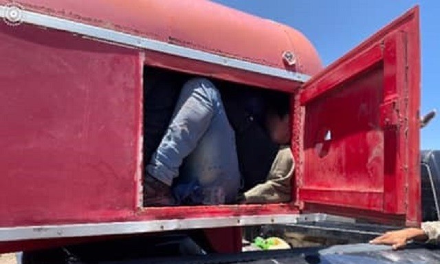 Culberson County Sheriff's Office deputies find migrants locked inside tac compartment of horse trailer. (Photo: Culberson County Sheriff's Office)