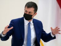 Buttigieg Defends Rosy Air Travel Predictions: We Made ‘Ton of Progress’ on Airlines, Everyone Recovered from Storm But Southwest