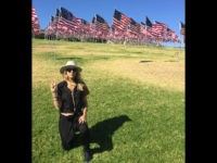 Rosanna Arquette Will Kneel in Protest of National Anthem, U.S. Flag